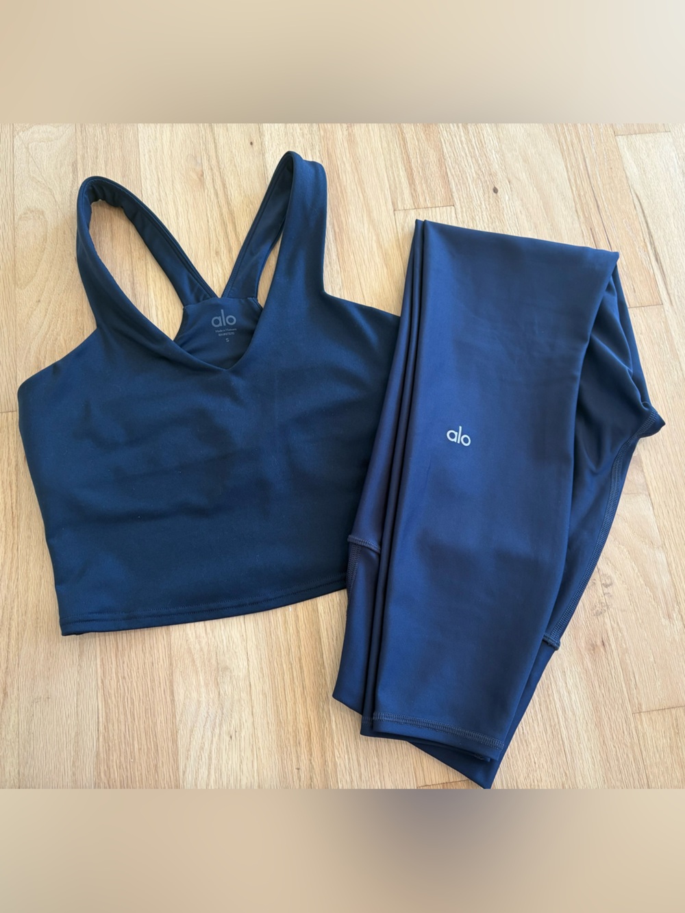 Alo Yoga Navy Activewear Set
